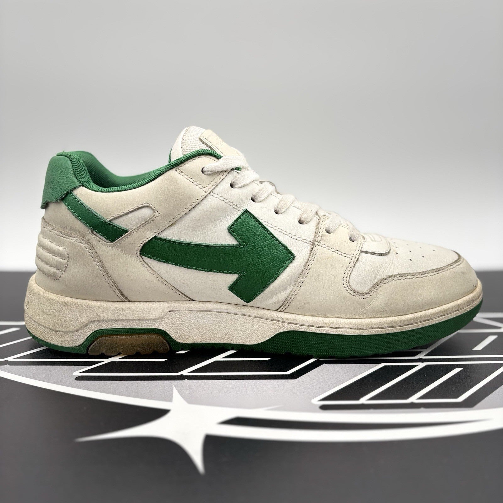 Size 43 (10 US) Off-White Out of Office ' White, Green ' | GOOD CONDITION!