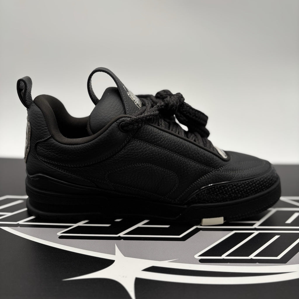 Size 8 LV (9-9.5 US) Louis Vuitton Skate ' Black ' | EXCELLENT CONDITION
