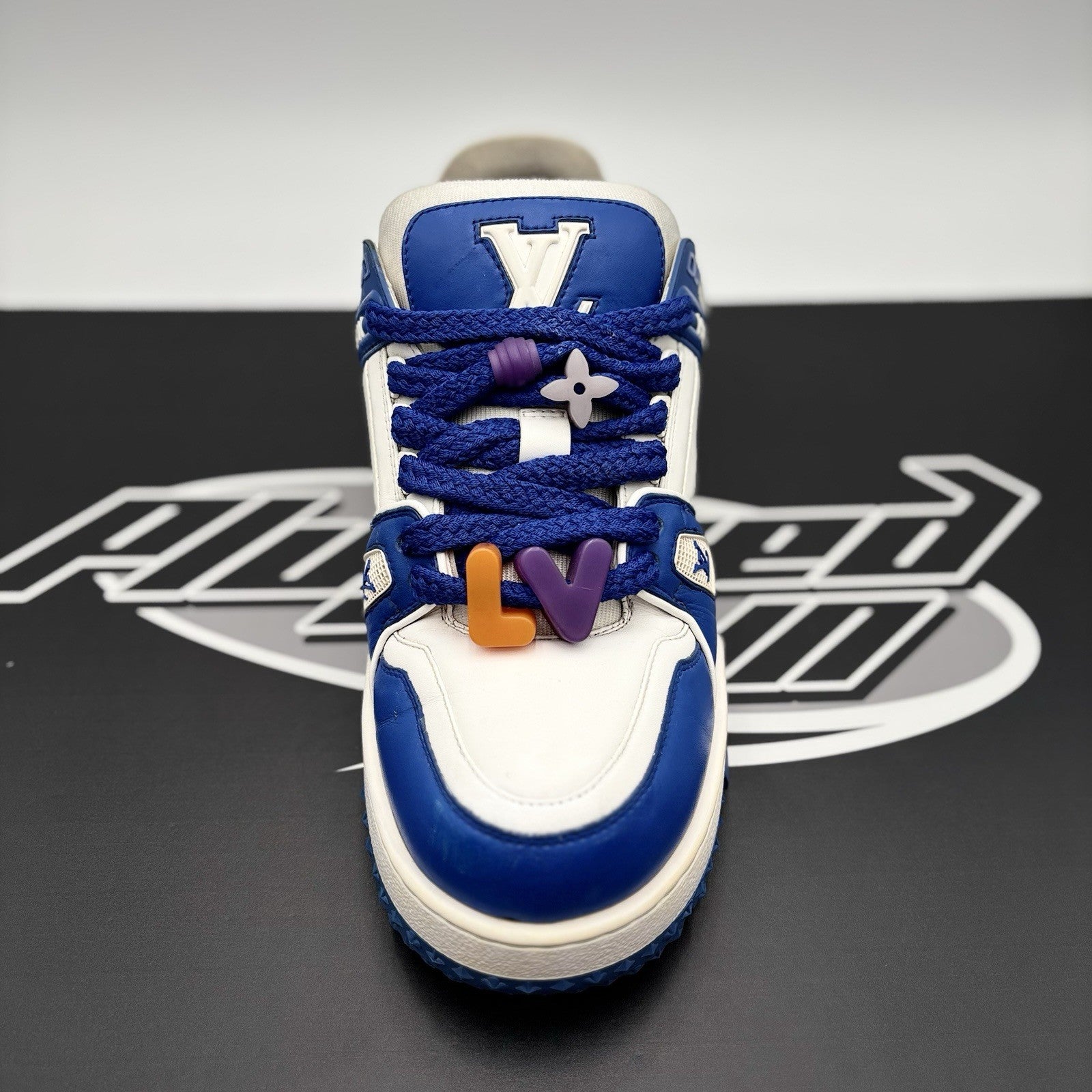 Size 10.5 LV (11.5-12 US) - Louis Vuitton Maxi ' Blue White '