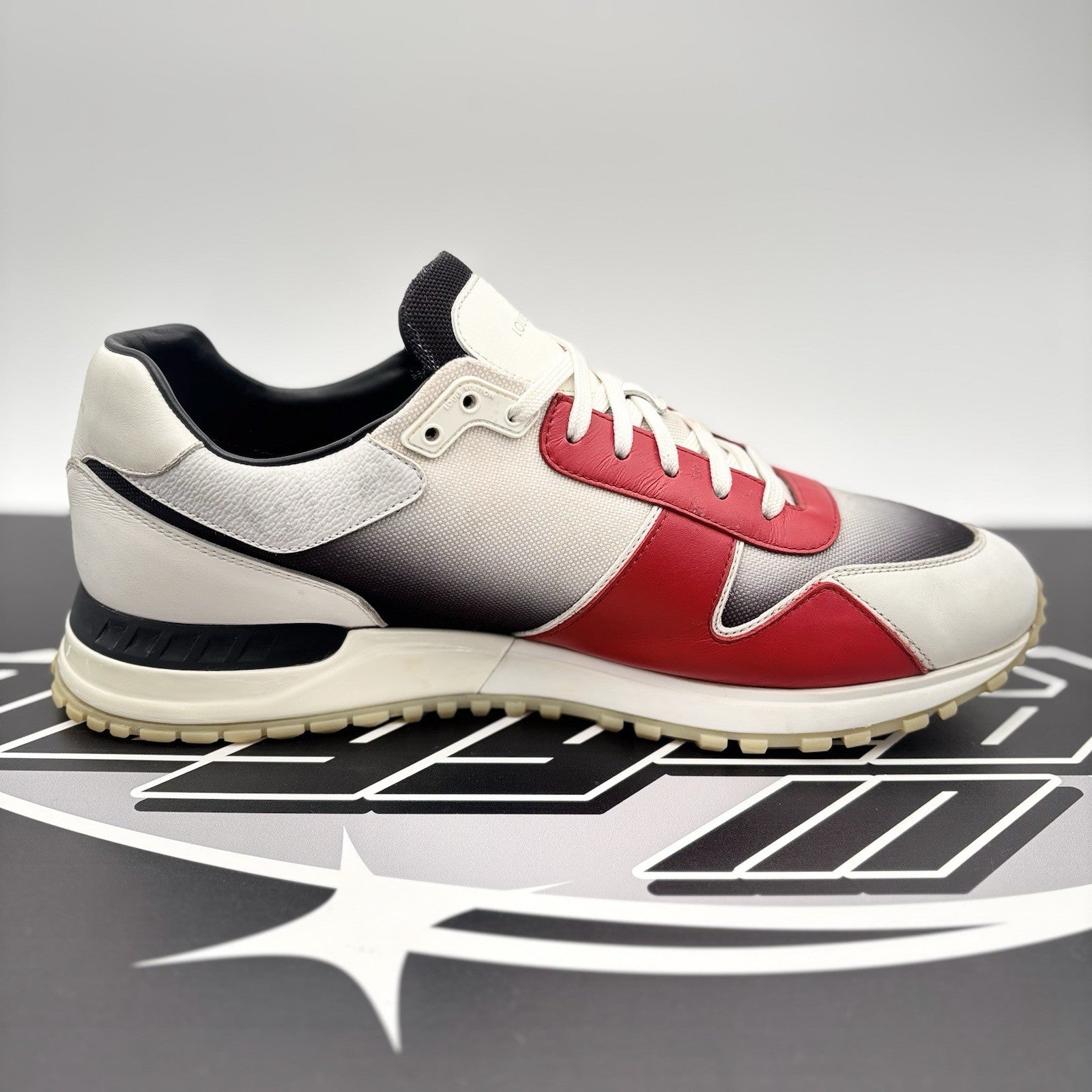 Size 8.5 LV (9.5-10 US) Louis Vuitton Runaway ' Red Black White ' | GOOD COND!