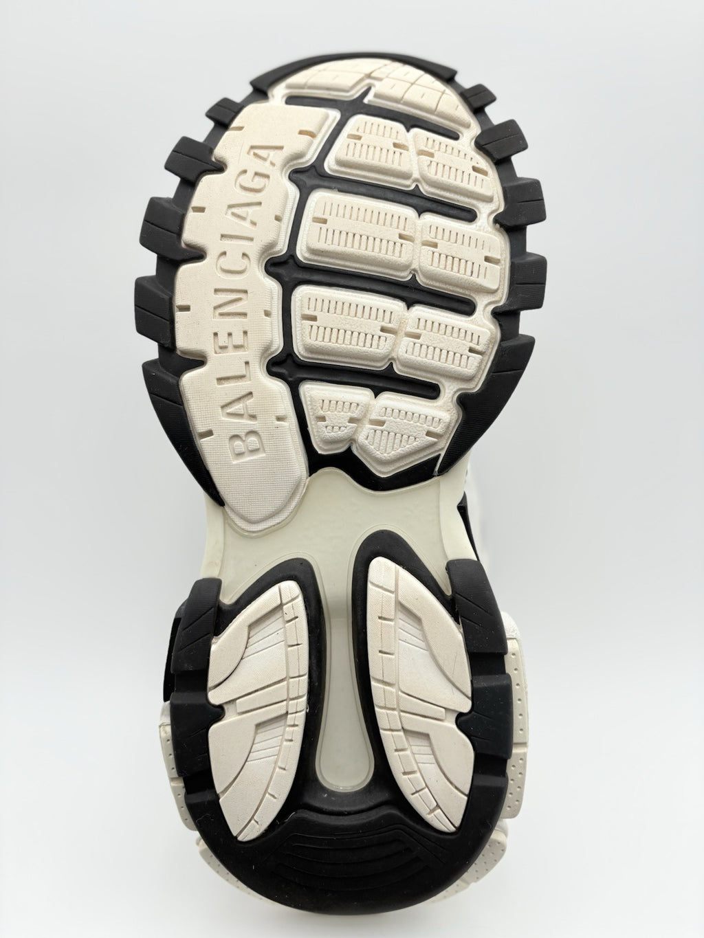 Size 42 (9 US) - Balenciaga Track Sneaker ' White Black ' | SUPER CLEAN!