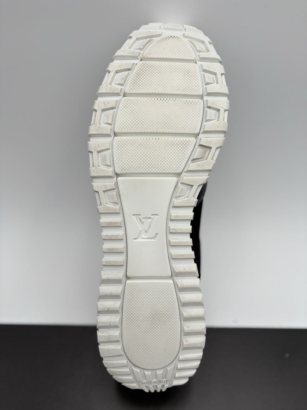 Size 9.5 LV (10.5-11 US) Louis Vuitton Run Away ' Black White ' | GOOD CONDITION