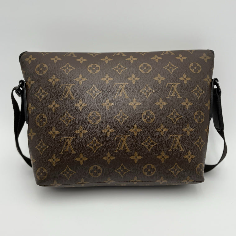 Monogram Messenger Bag Brown — photo 2