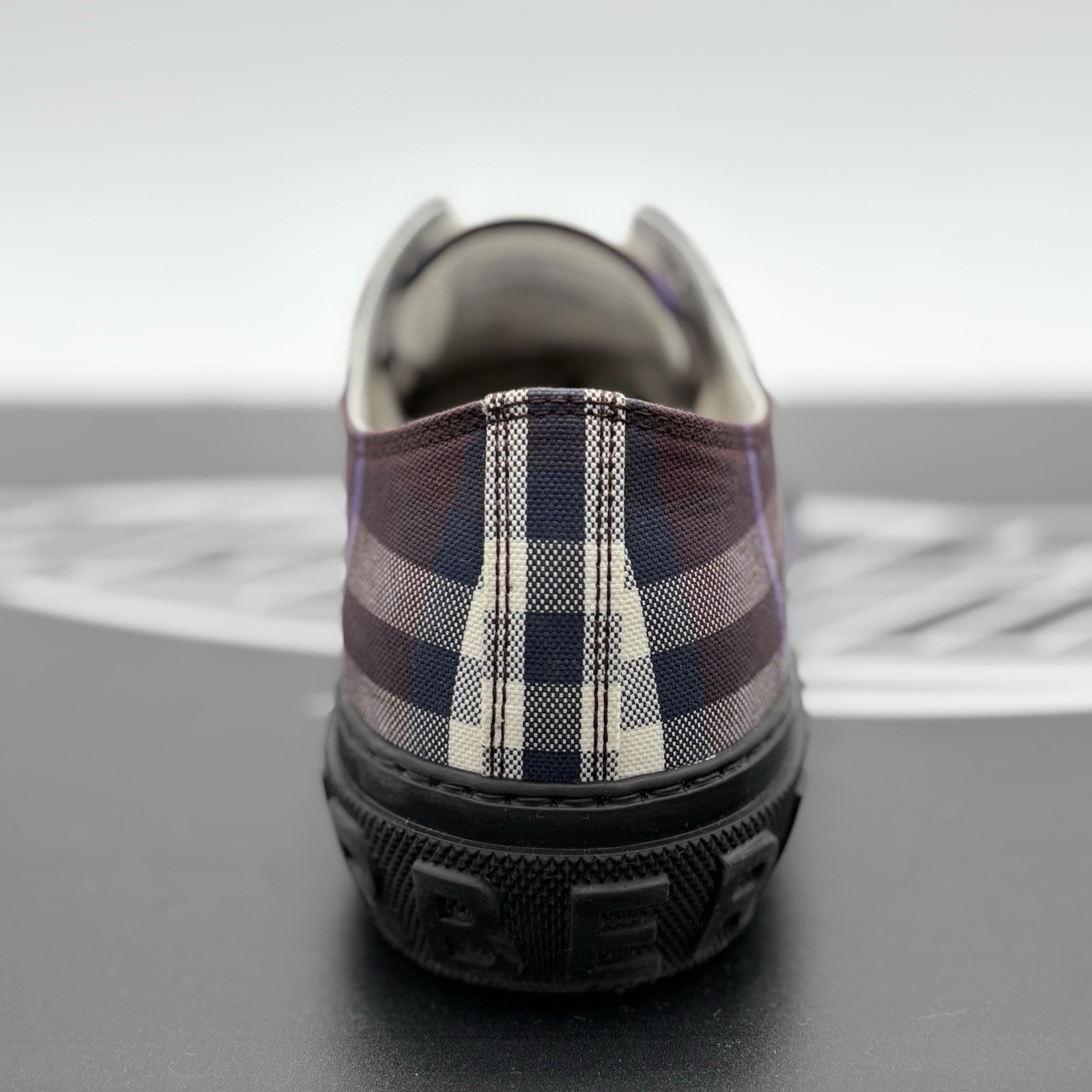 Size 43 (10 US) - Burberry Low Sneaker ' ' | SUPER CLEAN!