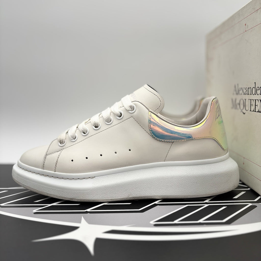 Size 43 (10 US) - Alexander McQueen ‘ Shock Pink ‘ | GREAT CONDITION!