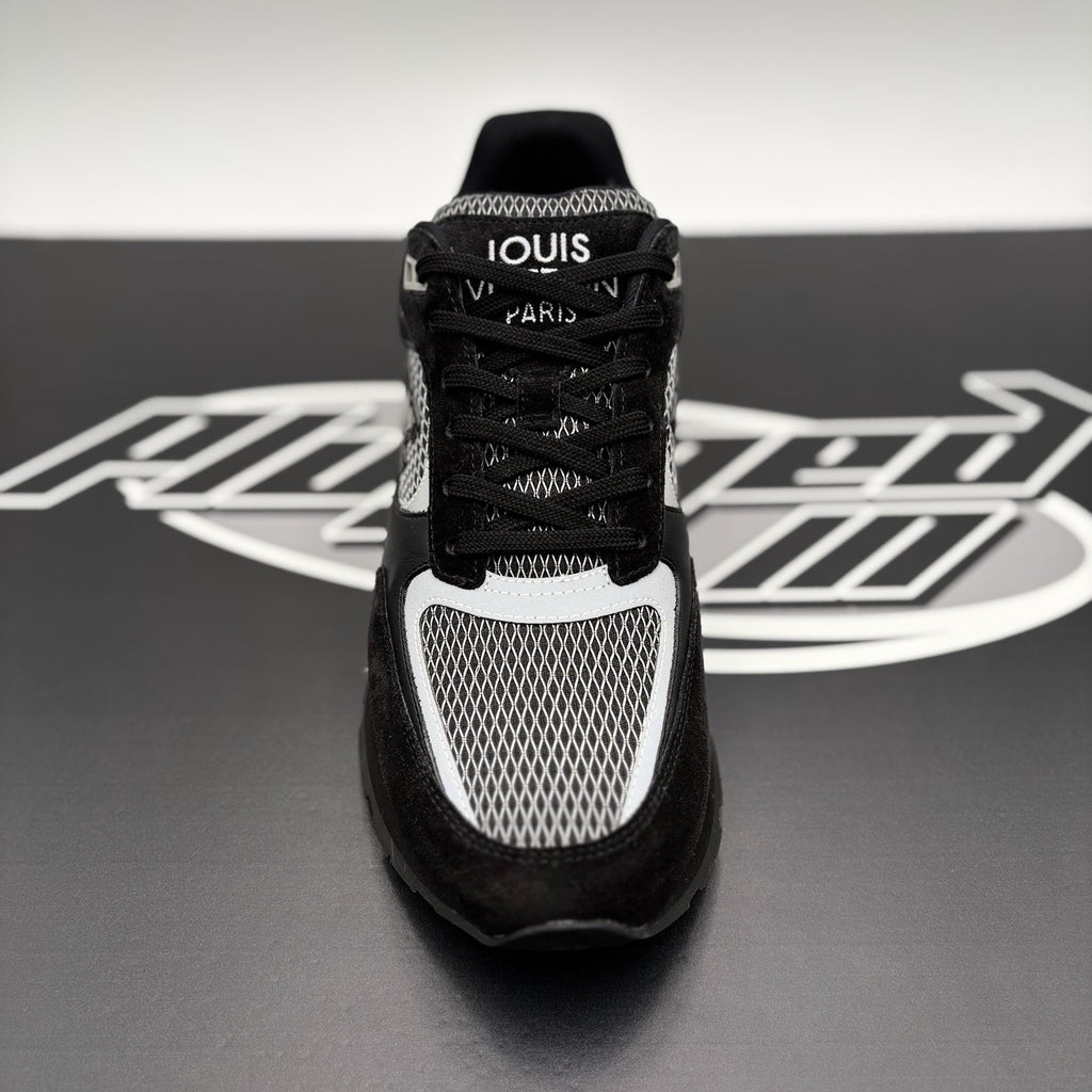 Size 8 LV (9-9.5 US) Louis Vuitton Run Away Low ' Black ' | EXCELLENT CONDITION!