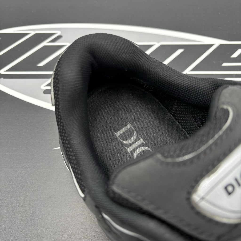 Size 41 (8 US) Dior B30 Reflective Sneaker ' Black ' | GOOD CONDITION!