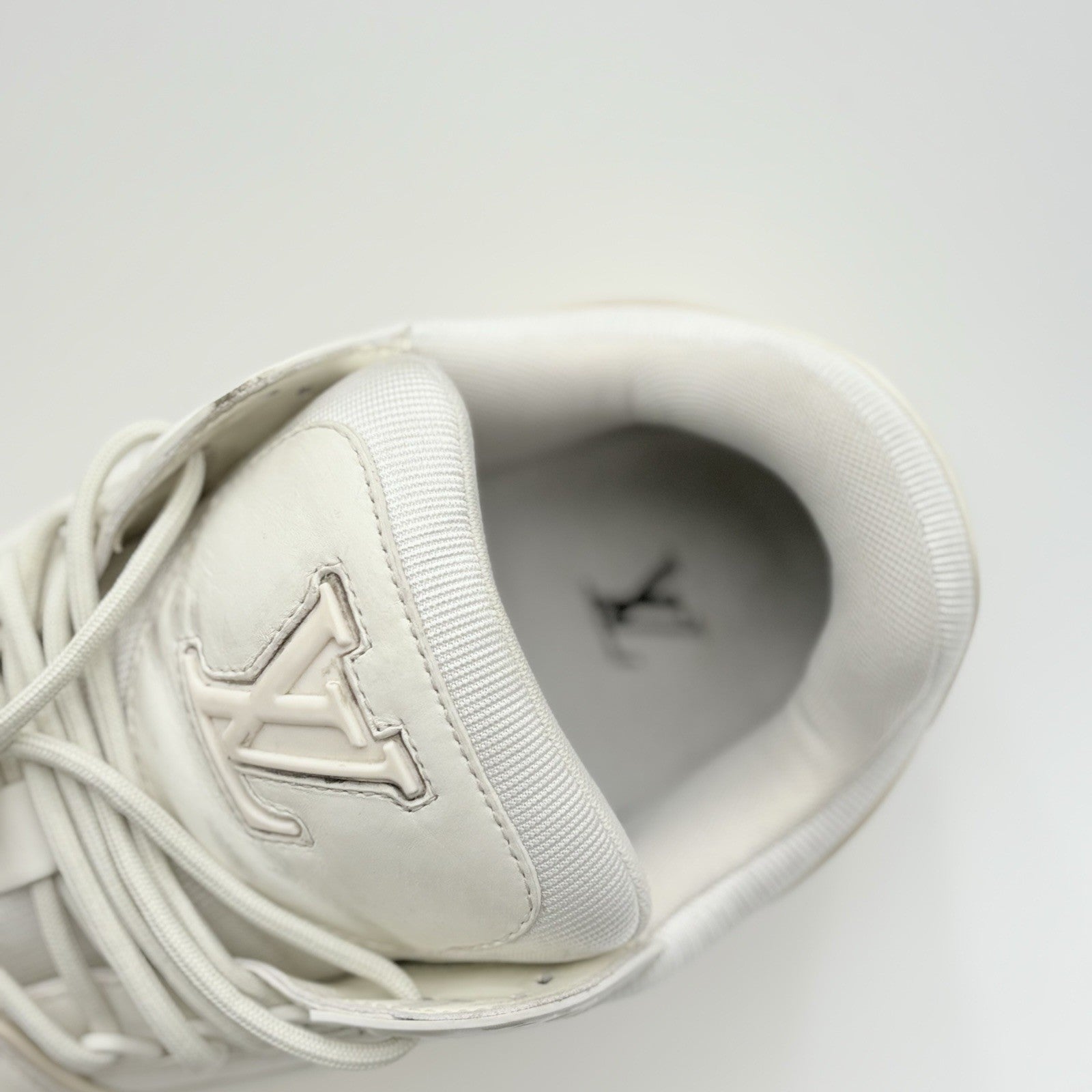 Size 10 LV (11-11.5 US) - Louis Vuitton Maxi Trainer ' White ' | GOOD CONDITION!