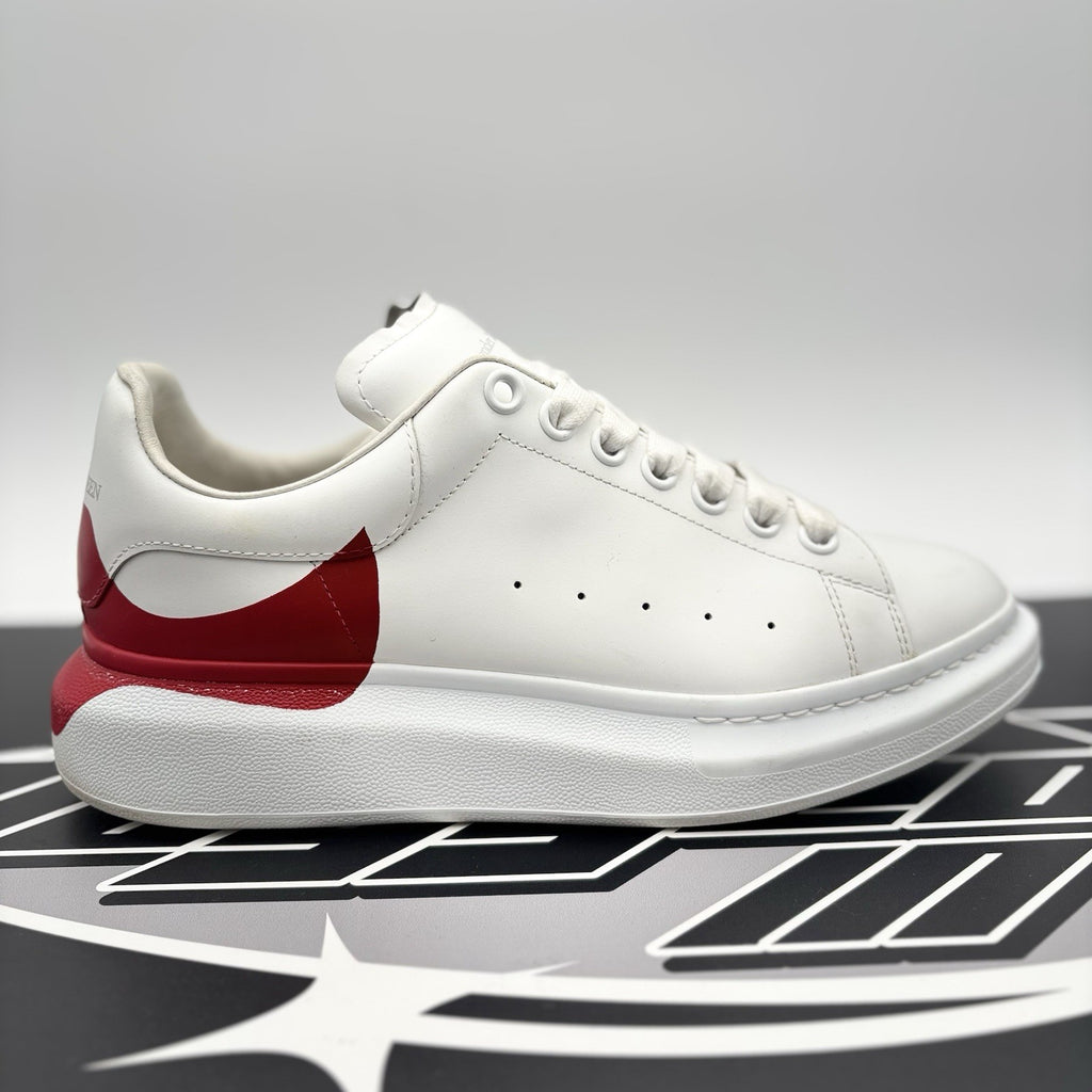 Size 41 (8 US) - Alexander McQueen ‘ White, Red ‘ | GREAT!
