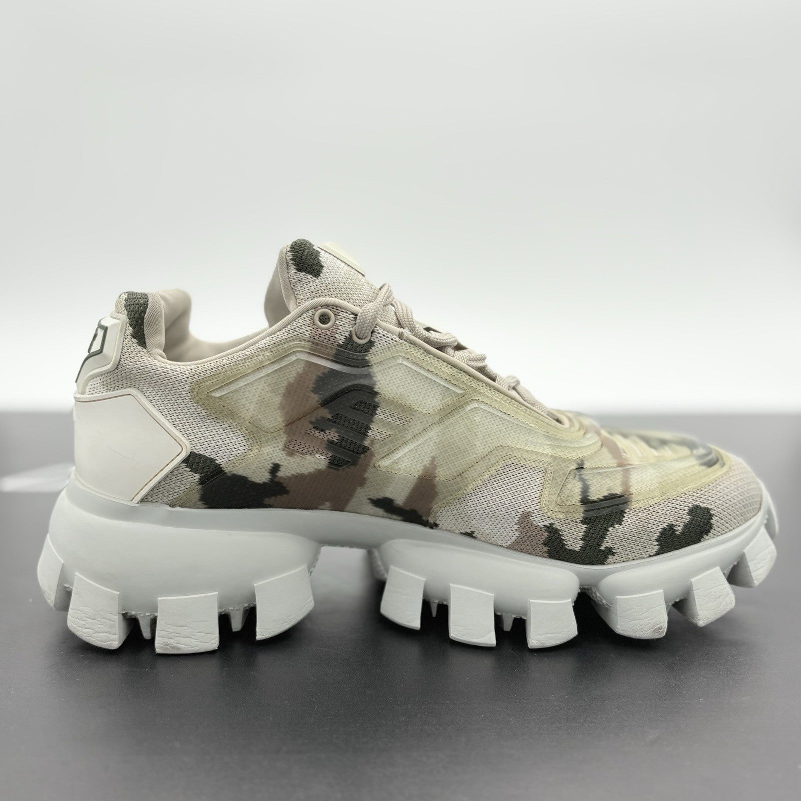 Size 7.5 UK (8.5 US) Prada Cloudbust Thunder Sneakers Men ' Camo ' | GREAT COND!