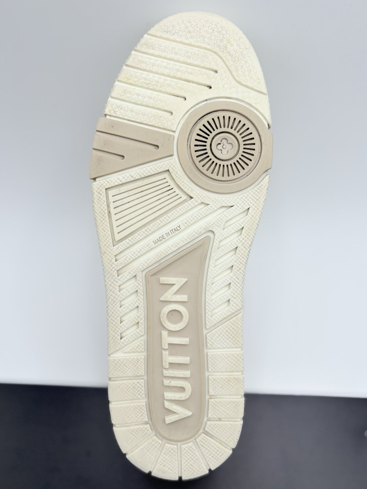 Size 7 LV (8-8.5 US) - Louis Vuitton Skate ' Beige White ' | GREAT COND!