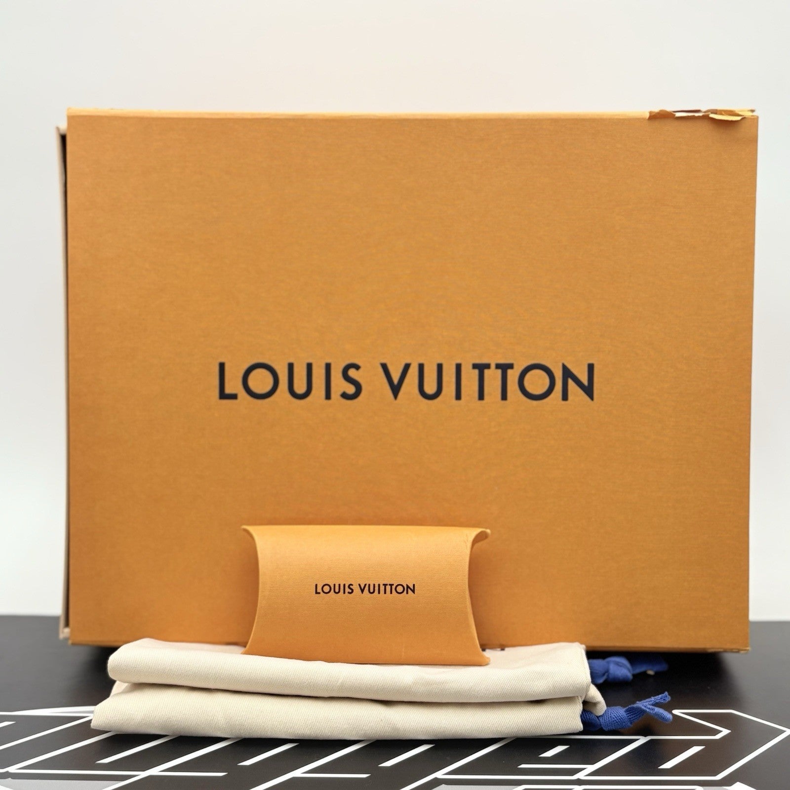 Size 9 LV (10-10.5 US) Louis Vuitton Luxembourg Monogram ' Black ' | WORN ONCE!