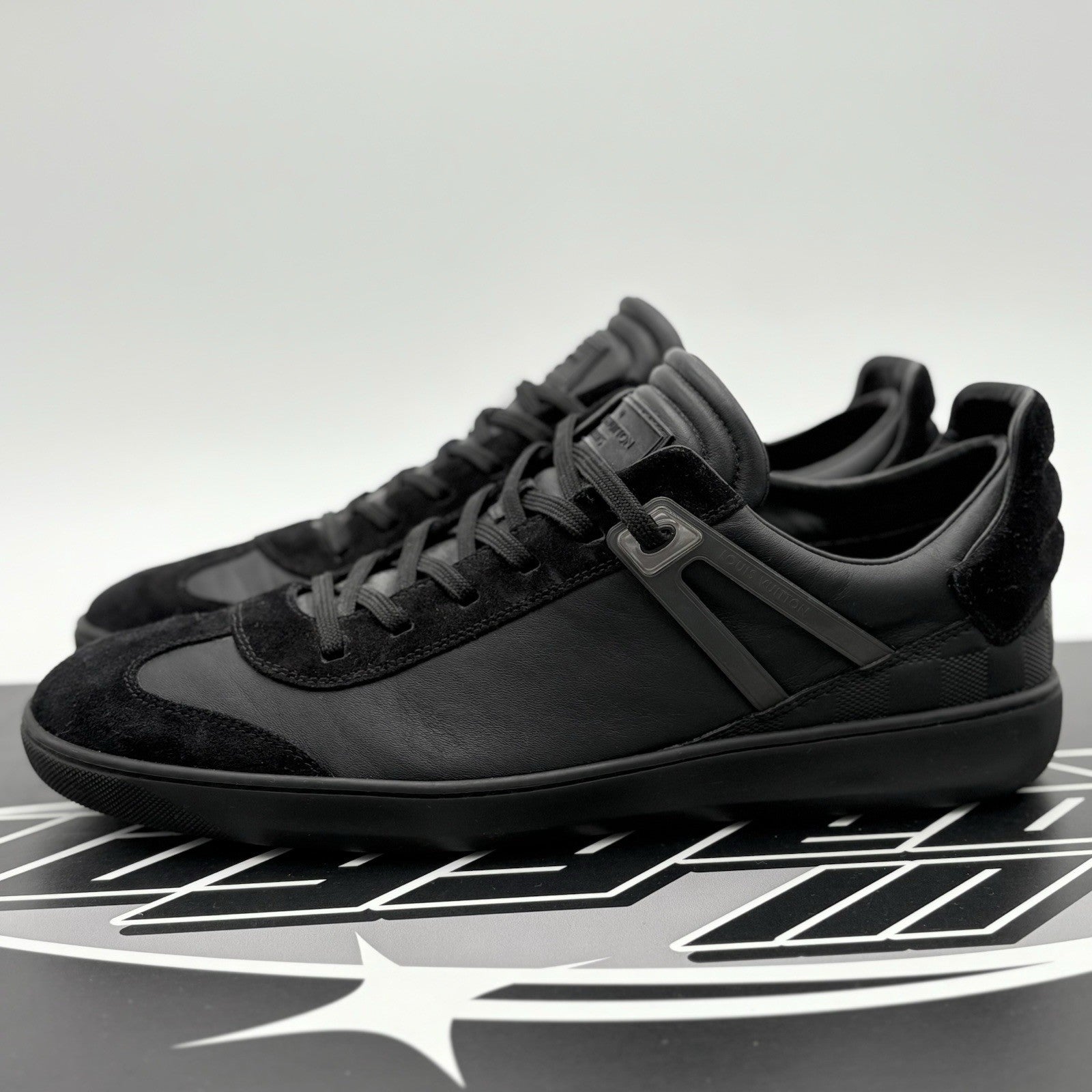 Size 10 LV (11-11.5 US) Louis Vuitton Leather Sneakers ' Black ' | GOOD COND!