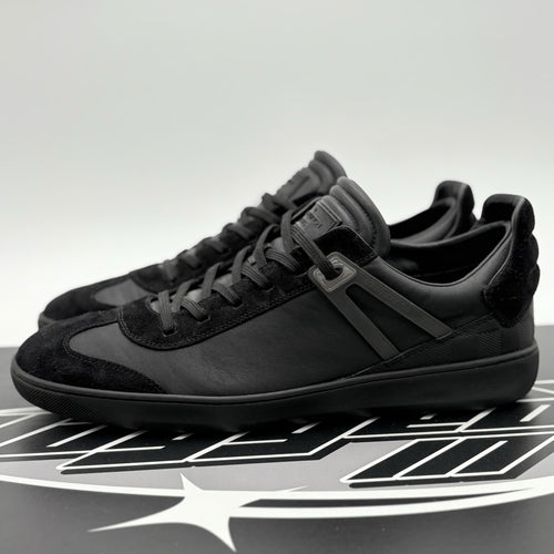 Size 10 LV (11-11.5 US) Louis Vuitton Leather Sneakers ' Black ' | GOOD COND!