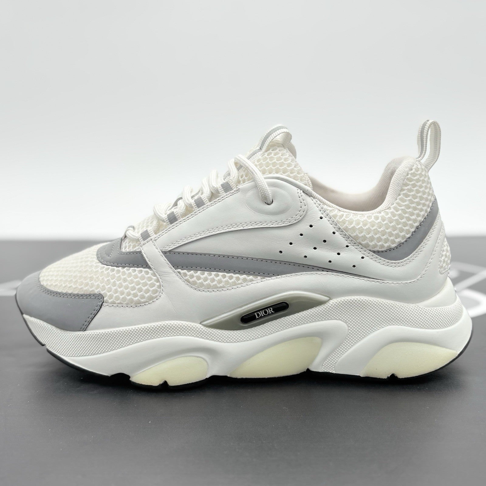 Size 42 (9 US) - Dior B22 Sneaker ' White Reflective ' | GREAT CONDITION!