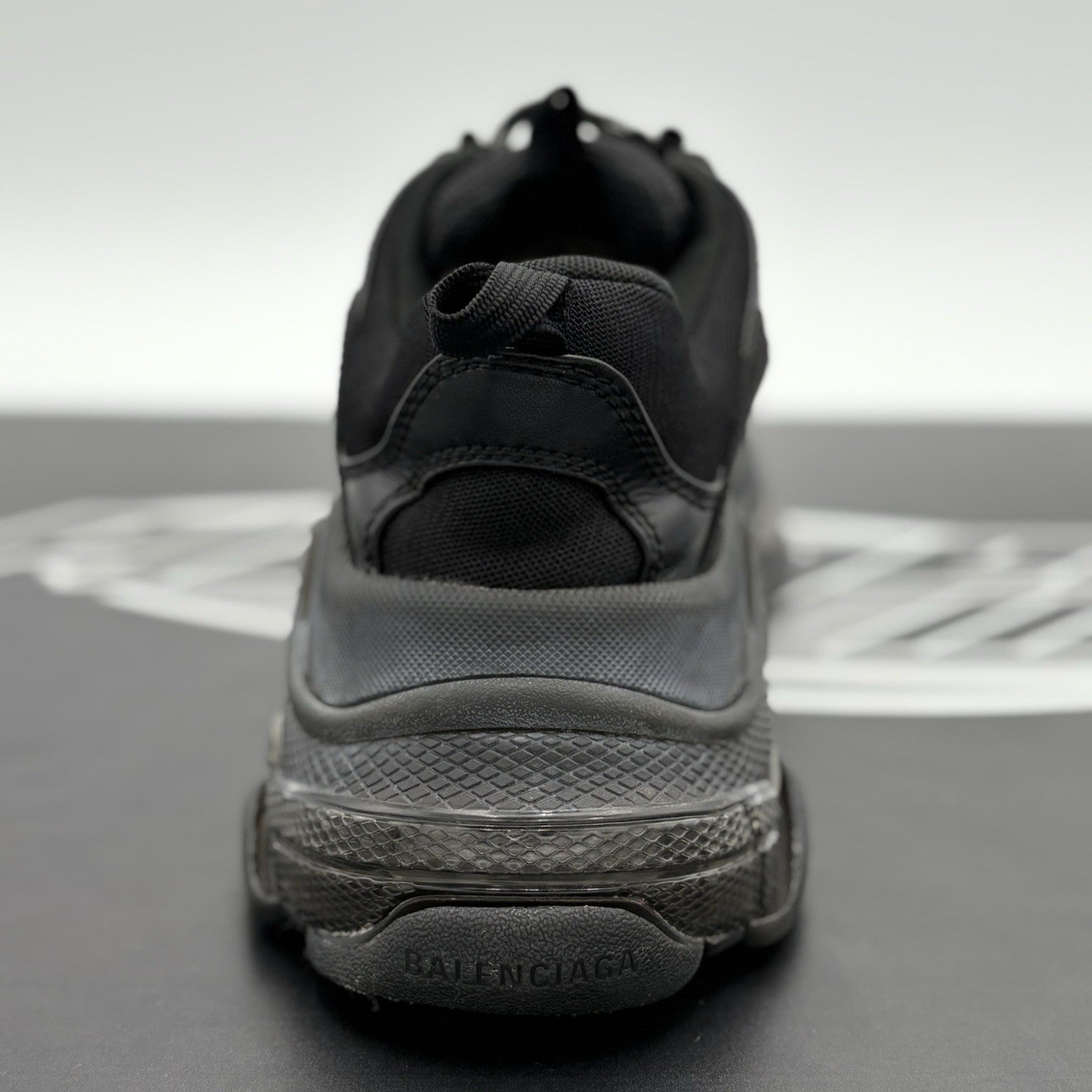 Size 41 (8 US) - Balenciaga Triple S Clear Sole ' Black ' | SUPER CLEAN!