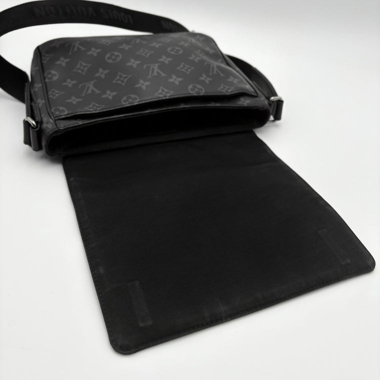 District PM Monogram Eclipse Messenger Bag Black — photo 8