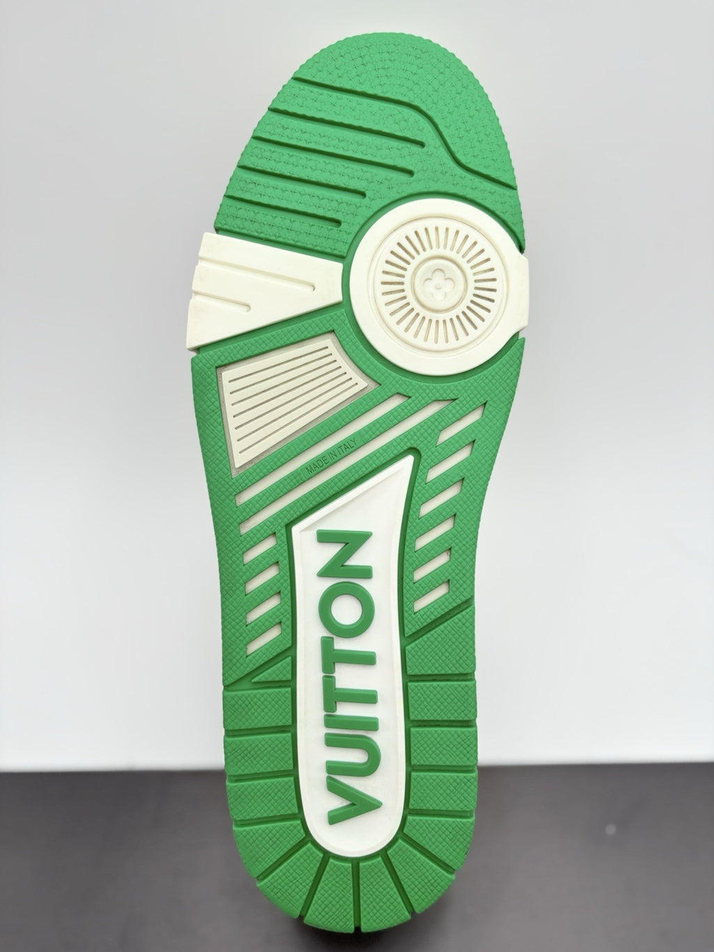 Size 9 LV (10-10.5 US) - Louis Vuitton Trainer ' White Green ' | ONLY WORN 1-3x