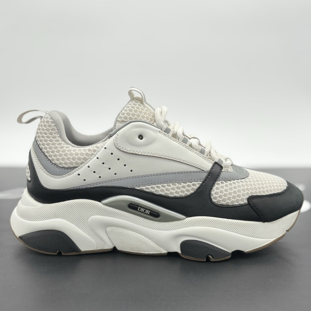 Size 42 (9 US) - Dior B22 Sneaker ' White Black ' | GOOD CONDITION!