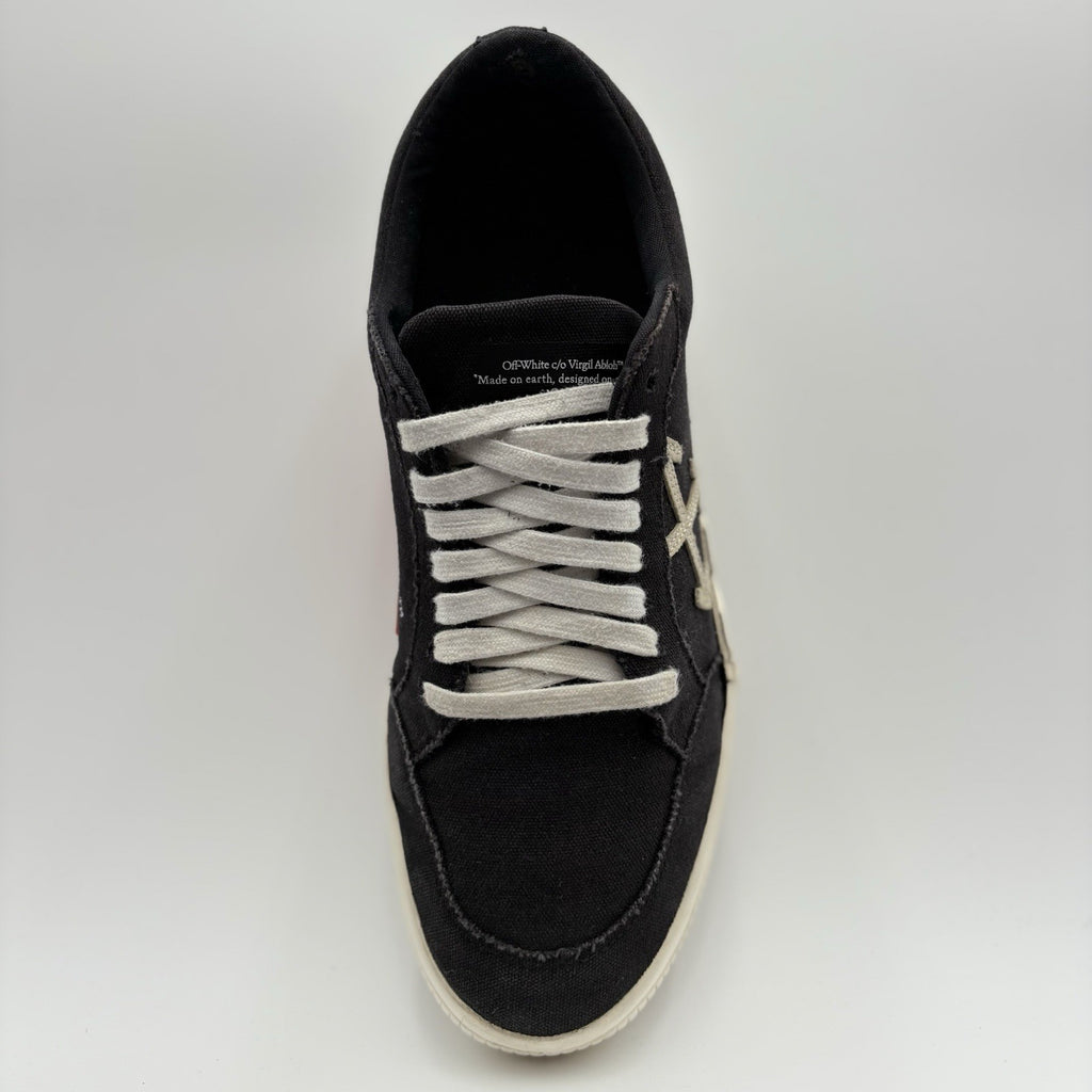 Size 44 (11 US) Off-White Vulc Sneaker ' Black White ' | GOOD CONDITION!