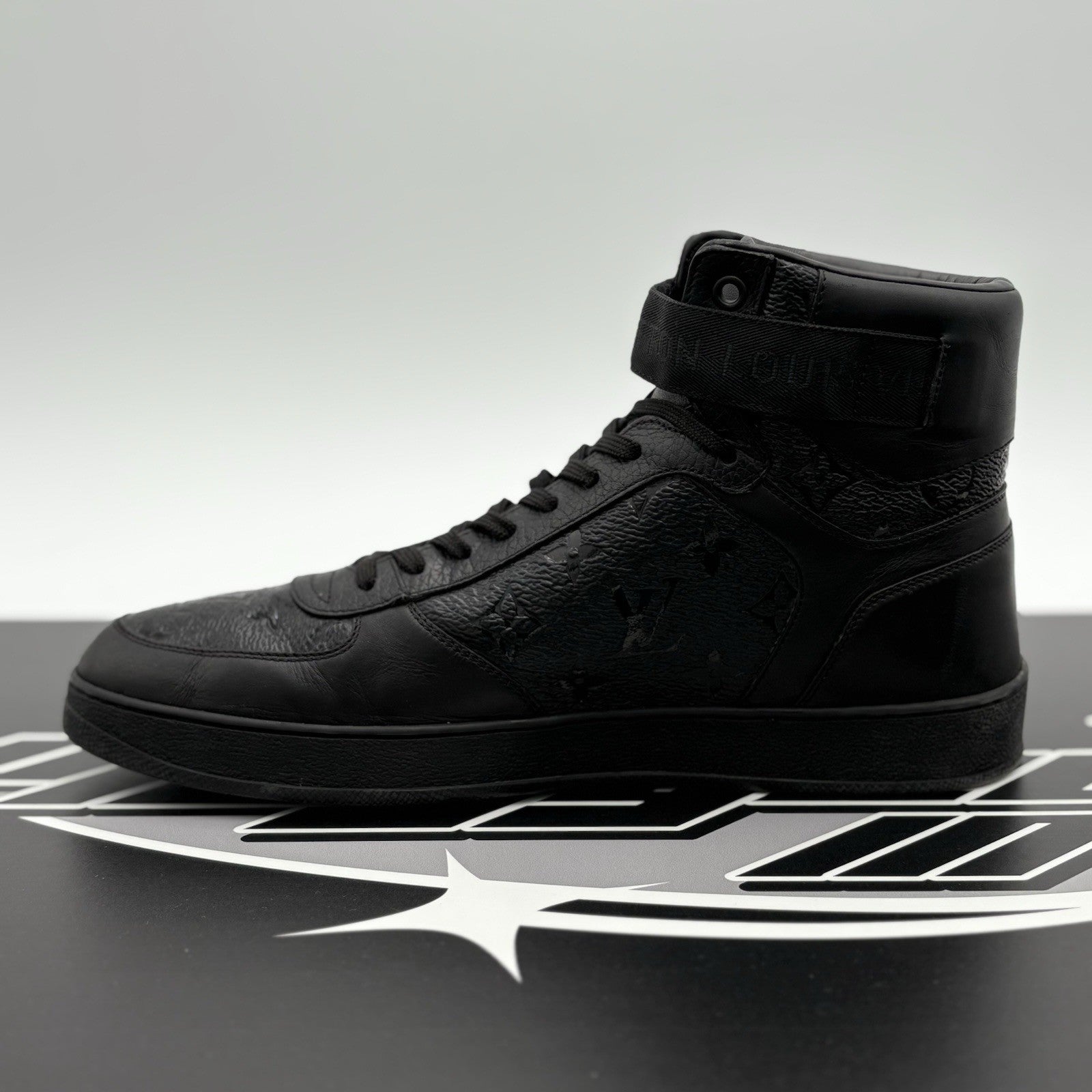 Size 7.5 LV (8.5-9 US) - Louis Vuitton Rivoli High Top ' Black ' | SUPER CLEAN!