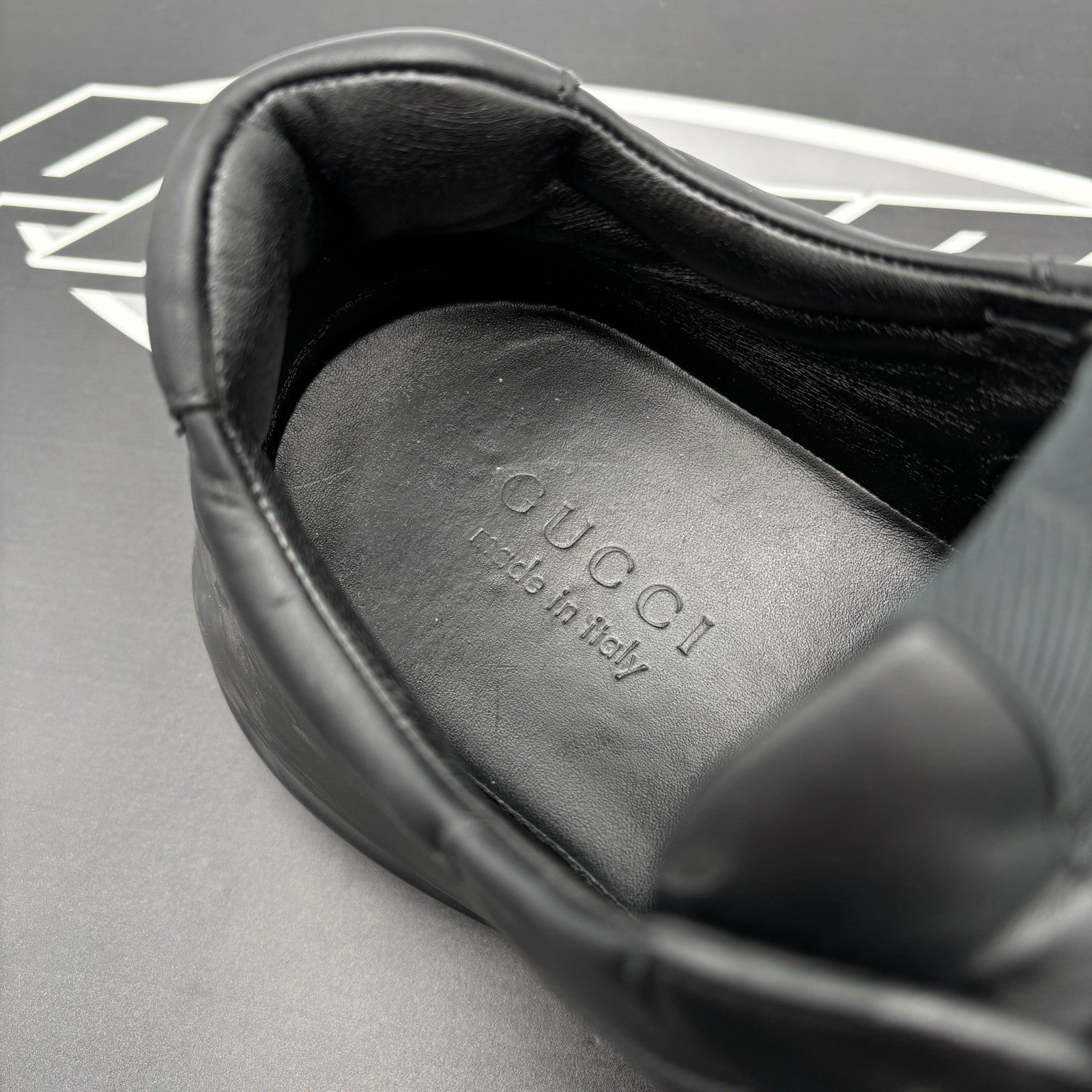 Size 9 G (9.5 US) - Gucci Rhyton Black Leather ' Interlocking G ' | GOOD COND!
