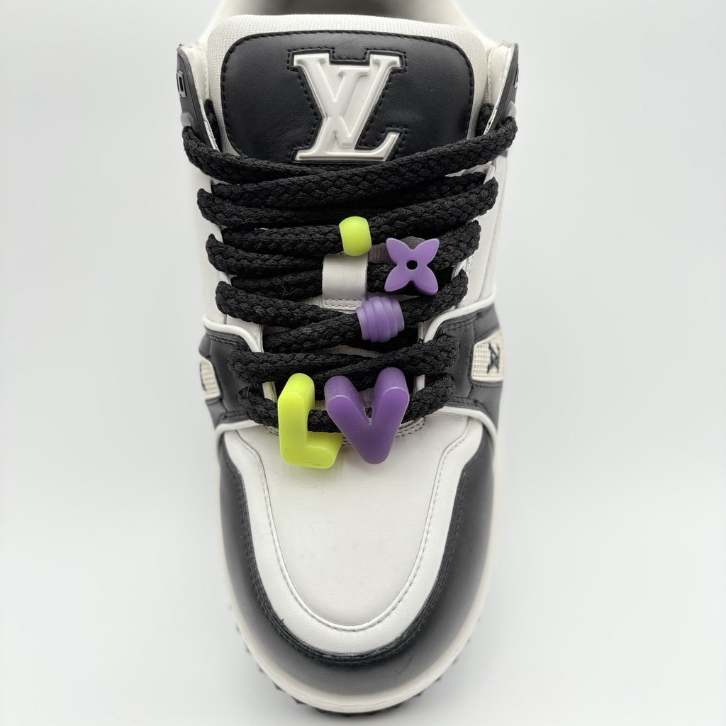 Size 10 LV (11-11.5 US) - Louis Vuitton Maxi ' Black White ' | GREAT CONDITION!