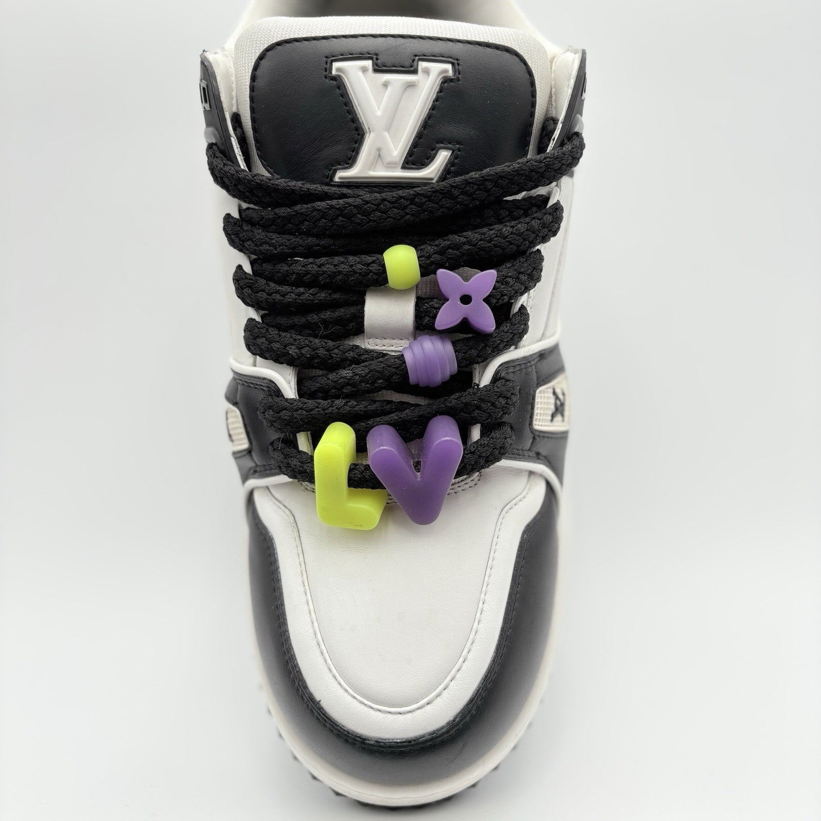 Size 10 LV (11-11.5 US) - Louis Vuitton Maxi ' Black White ' | GREAT CONDITION!