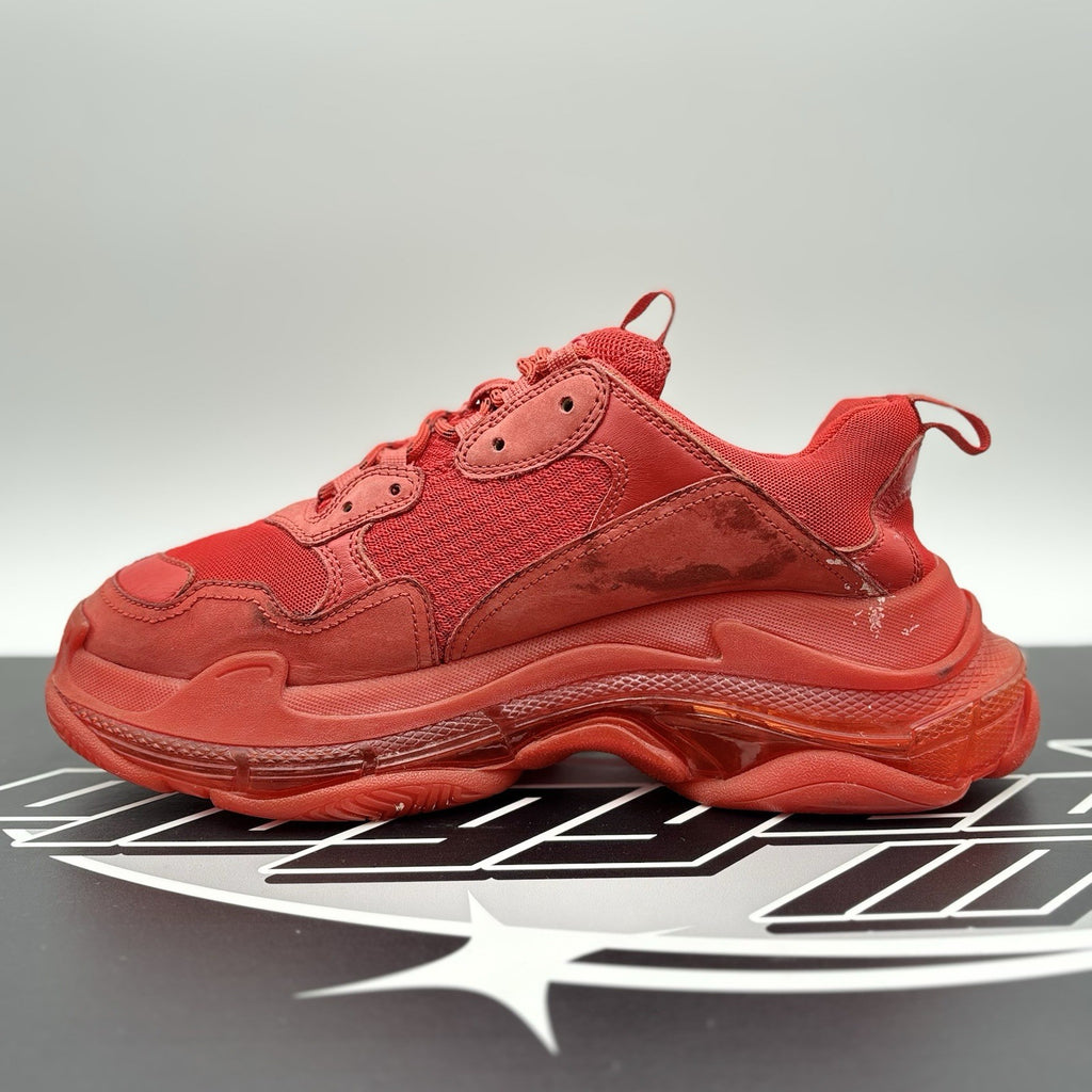 Size 43 (10 US) - Balenciaga Triple S ' Red '