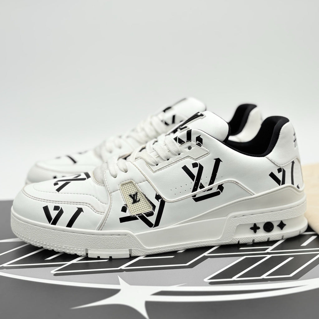 Size 10 LV (11-11.5 US) Louis Vuitton Trainer ' White Black Recycled ' | CLEAN!