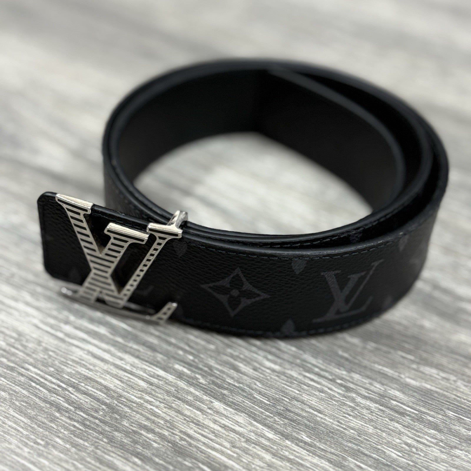 Louis Vuitton Eclipse Monogram LV Initials Reversible Belt ' Black ' | CLEAN!