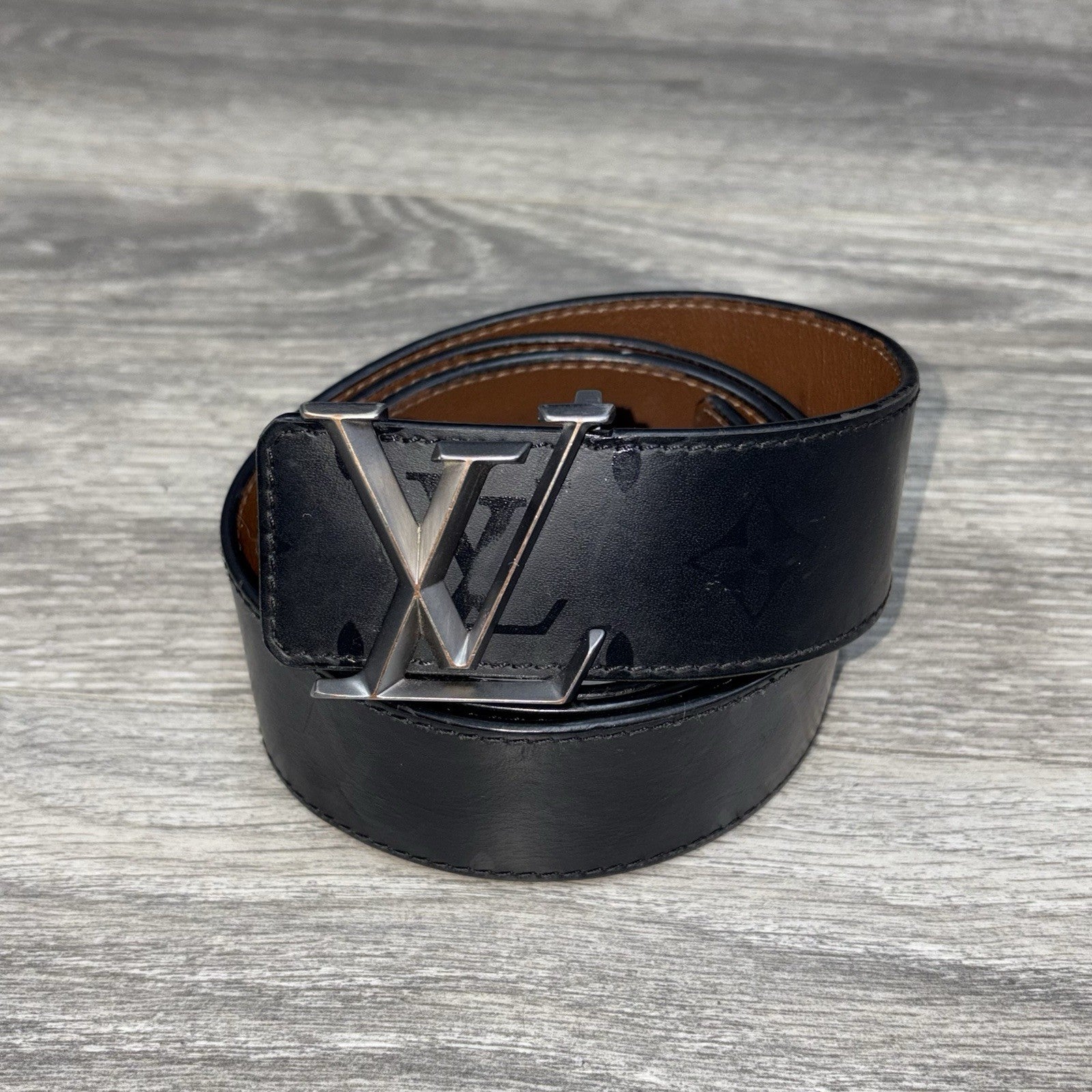 Louis Vuitton LV Initials Belt ' Black ' | GOOD CONDITION!