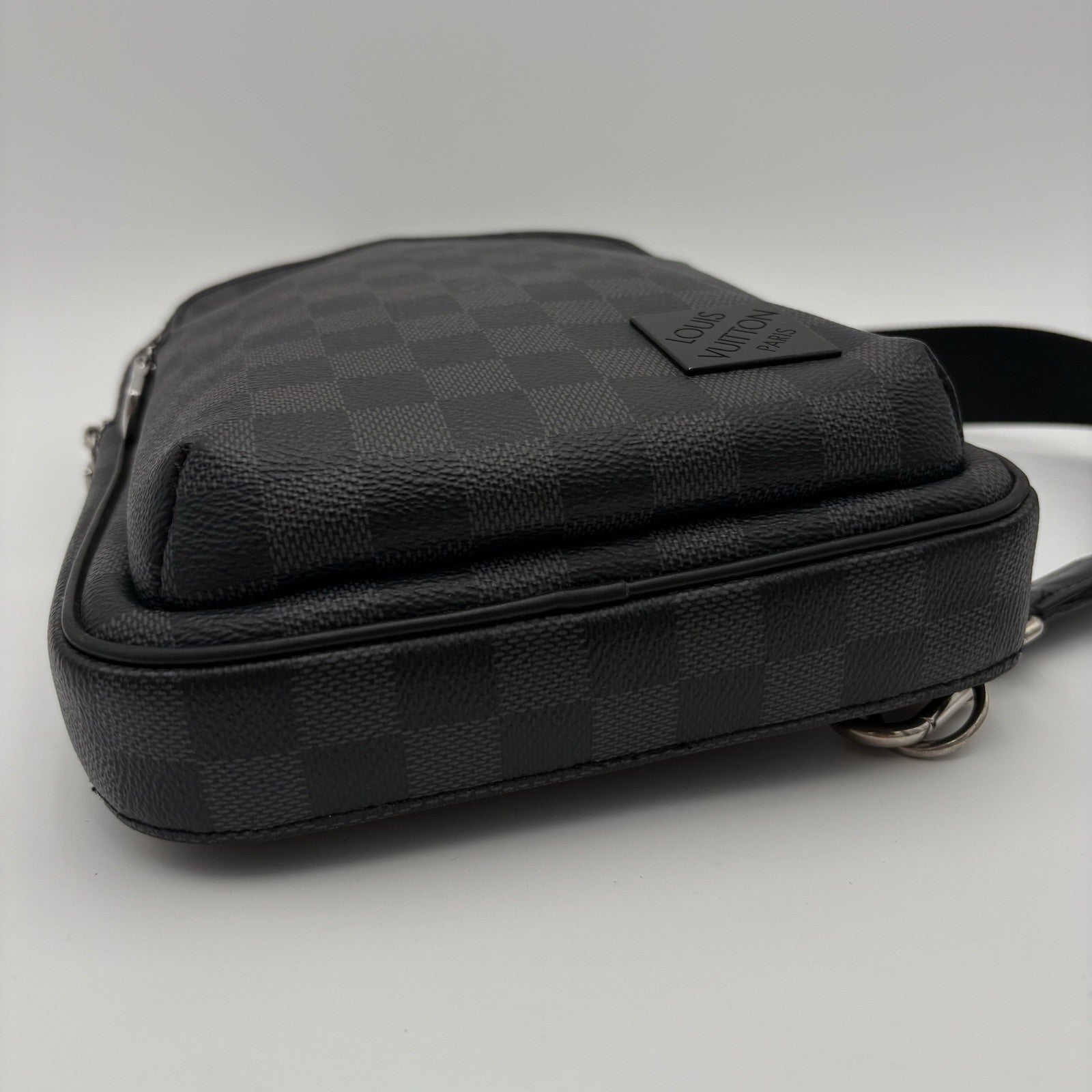 Louis Vuitton Sling Bag Damier Graphite Canvas ' Black ' | SUPER CLEAN!