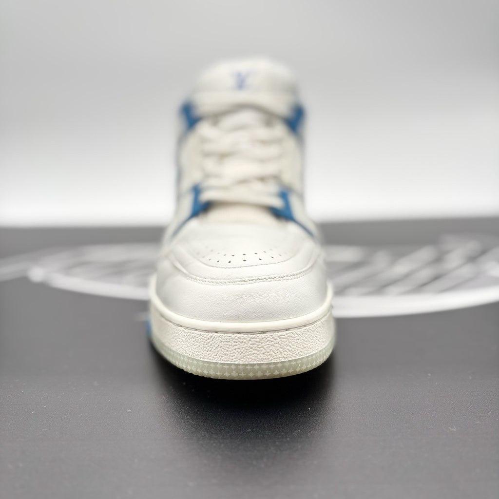 Size 8.5 LV (9.5-10 US) - Louis Vuitton Trainer Mid ‘ White, Blue ’ | GREAT!