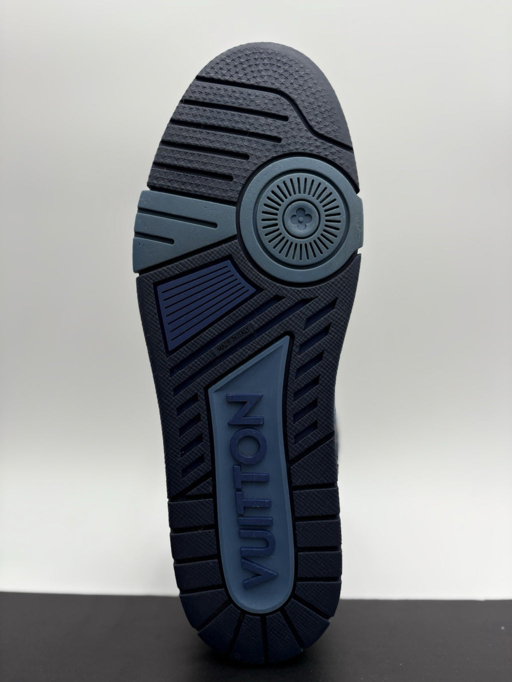 Size 11 LV (12-12.5 US) Louis Vuitton Trainer ' Monogram Navy ' | GREAT COND!