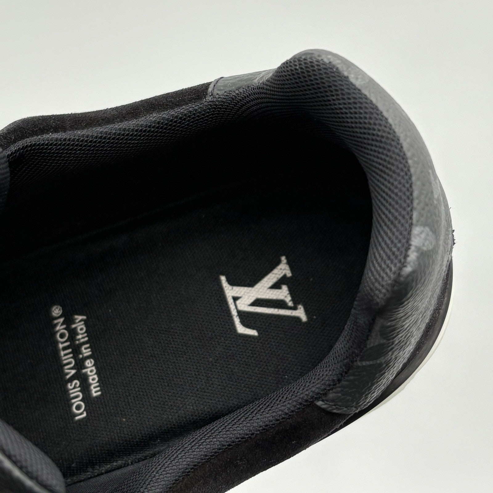 Size 9 LV (10-10.5 US) - Louis Vuitton Trainer ' Black ' | SUPER CLEAN!