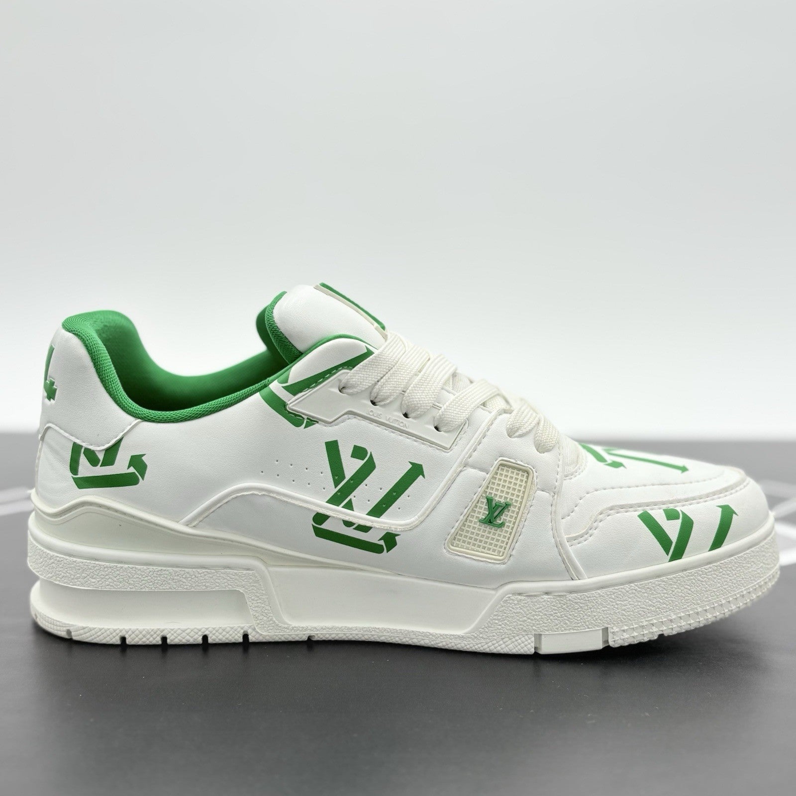 Size 6.5 LV (7.5-8 US) Louis Vuitton Trainer ' White Green Recycled ' | CLEAN!