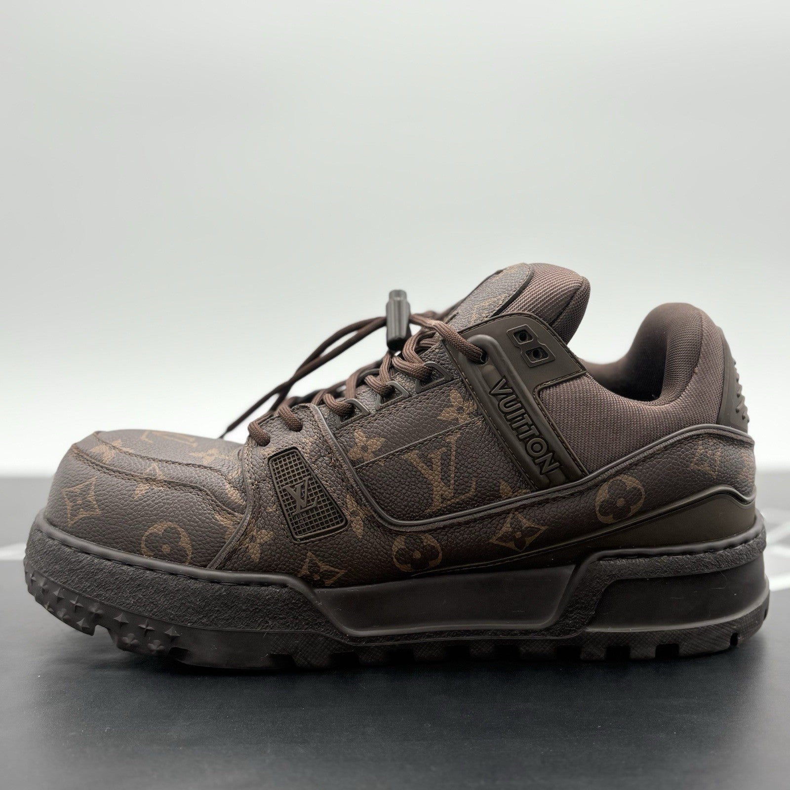 Size 8 LV (9-9.5 US) Louis Vuitton Monogram Maxi ' Ebene ' | ONLY WORN 1-3x
