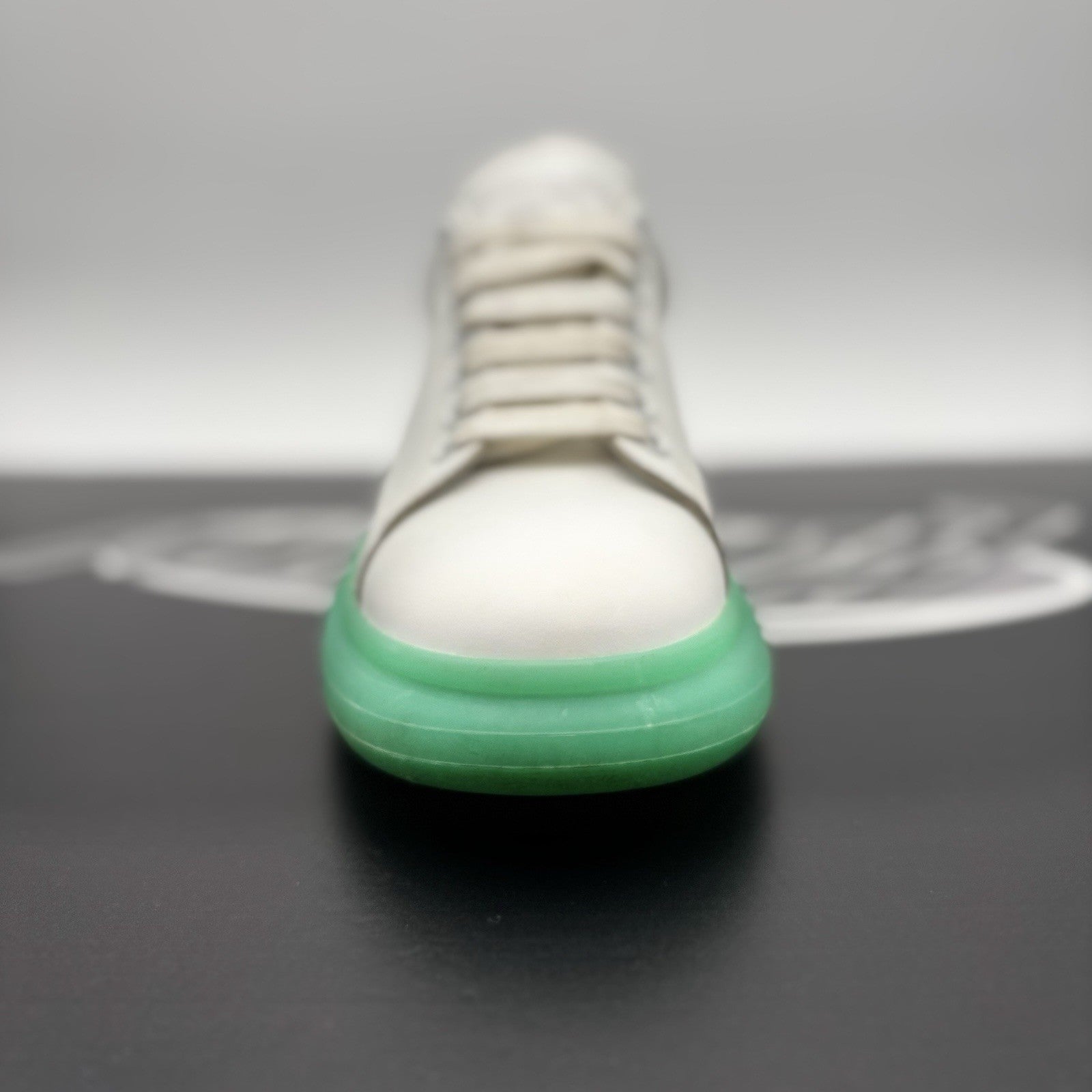 Size 44 (11 US) Alexander McQueen Oversized ' White Green ' | GREAT CONDITION!