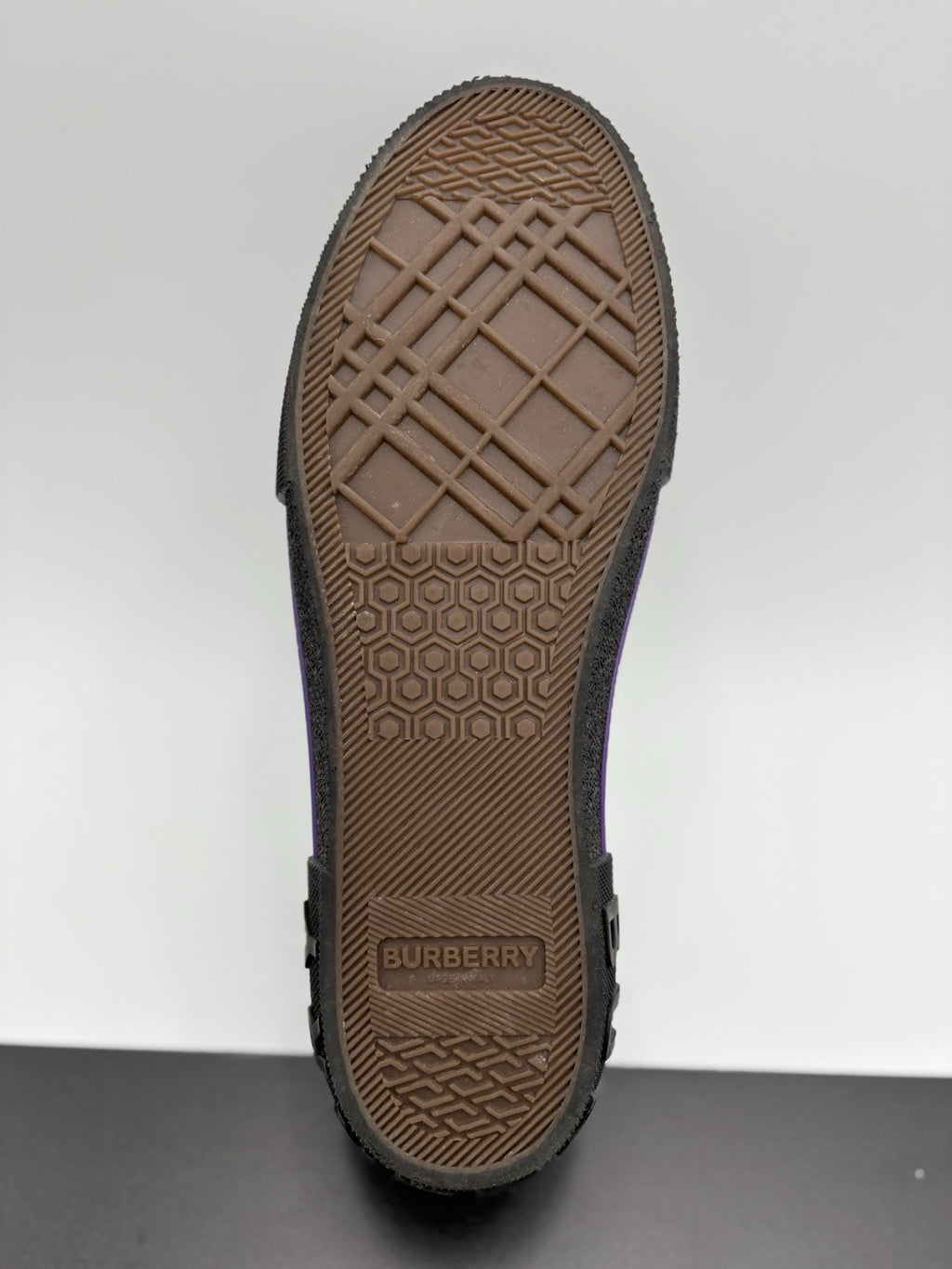Size 43 (10 US) - Burberry Low Sneaker ' ' | SUPER CLEAN!