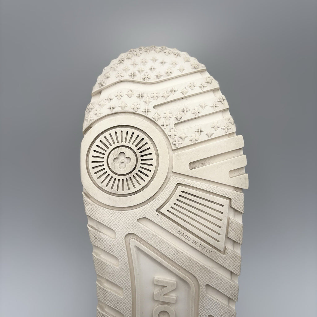 Size 8 LV (9-9.5 US) - Louis Vuitton Maxi Trainer ' White ' | GREAT CONDITION!