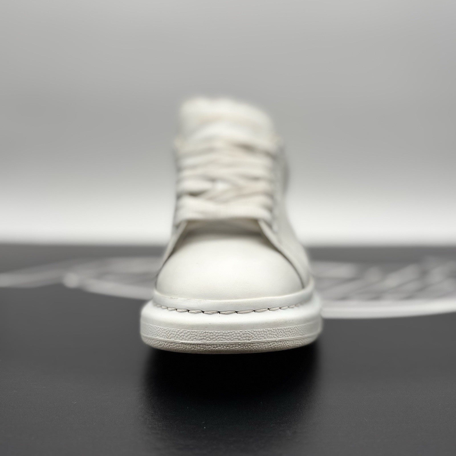 Size 42.5 (9.5 US) Alexander McQueen Oversized ‘ White ' | GOOD COND!
