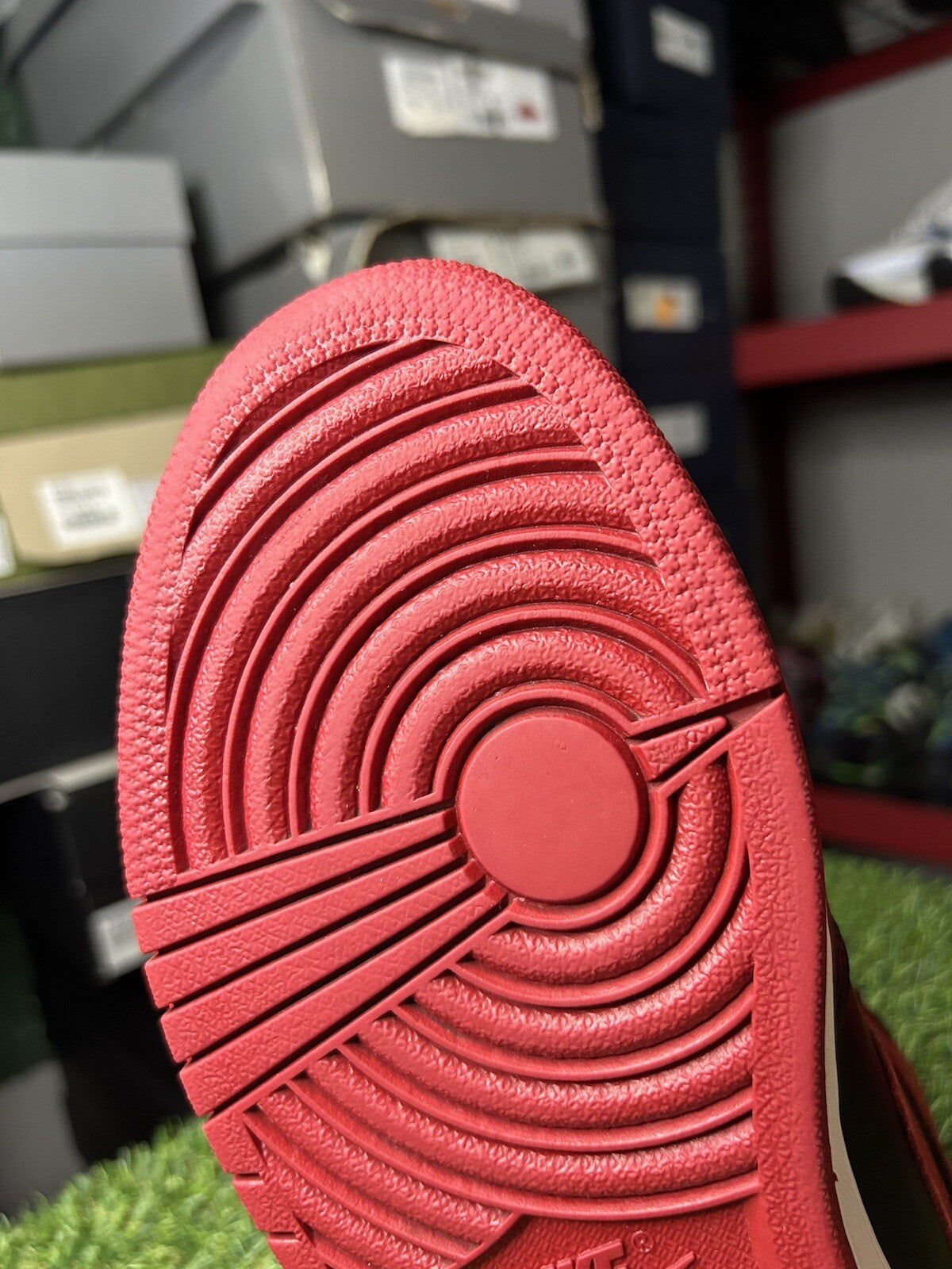 Size 9.5 - Nike Air Jordan 1 Retro High OG 'Banned' 2016