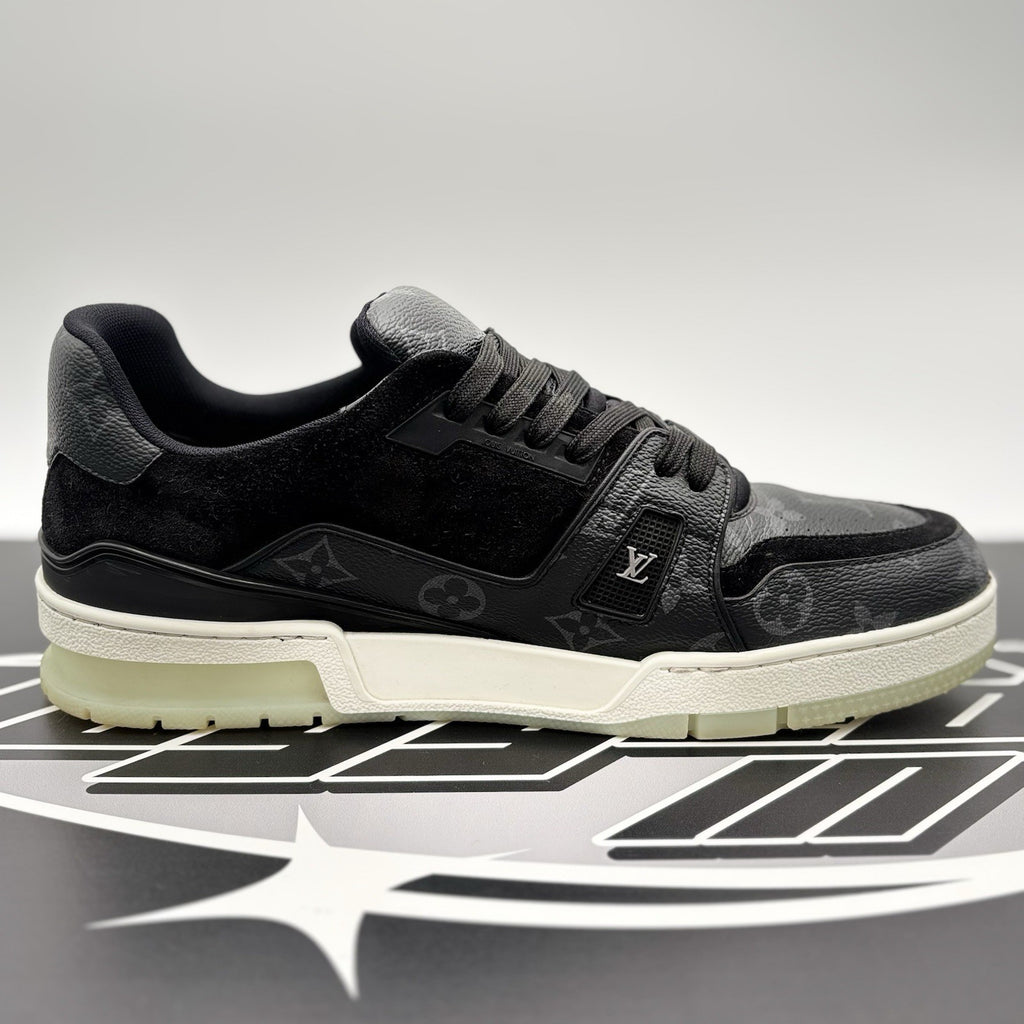 Size 8 LV (9-9.5 US) - Louis Vuitton Trainer ' Black Monogram ' | GOOD CONDITION