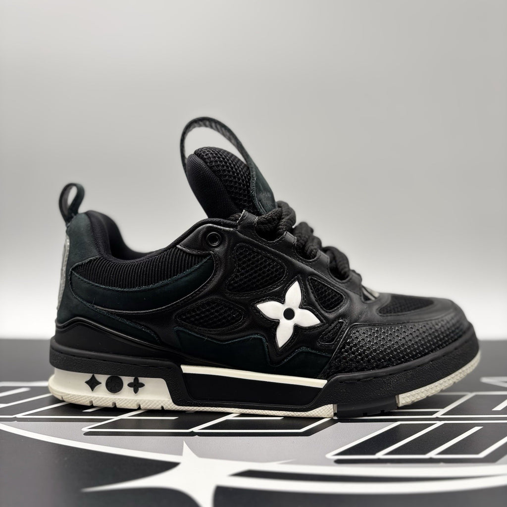 Size 8.5 LV (9.5-10 US) Louis Vuitton Skate ' Black White '