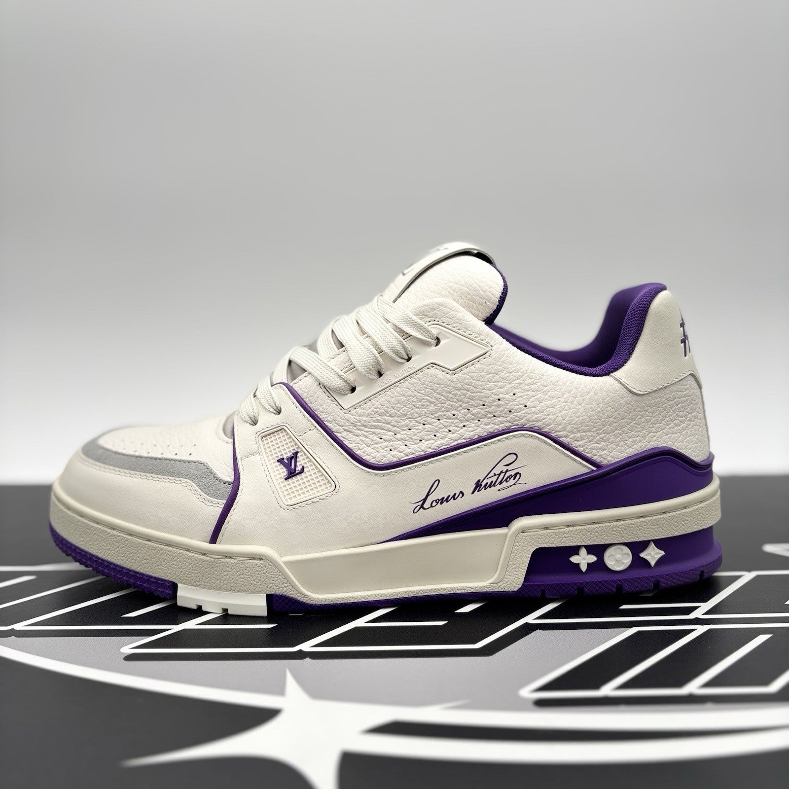 Size 7.5 LV (8.5-9 US) - Louis Vuitton Trainer ' White, Purple ' | WORN ONCE!