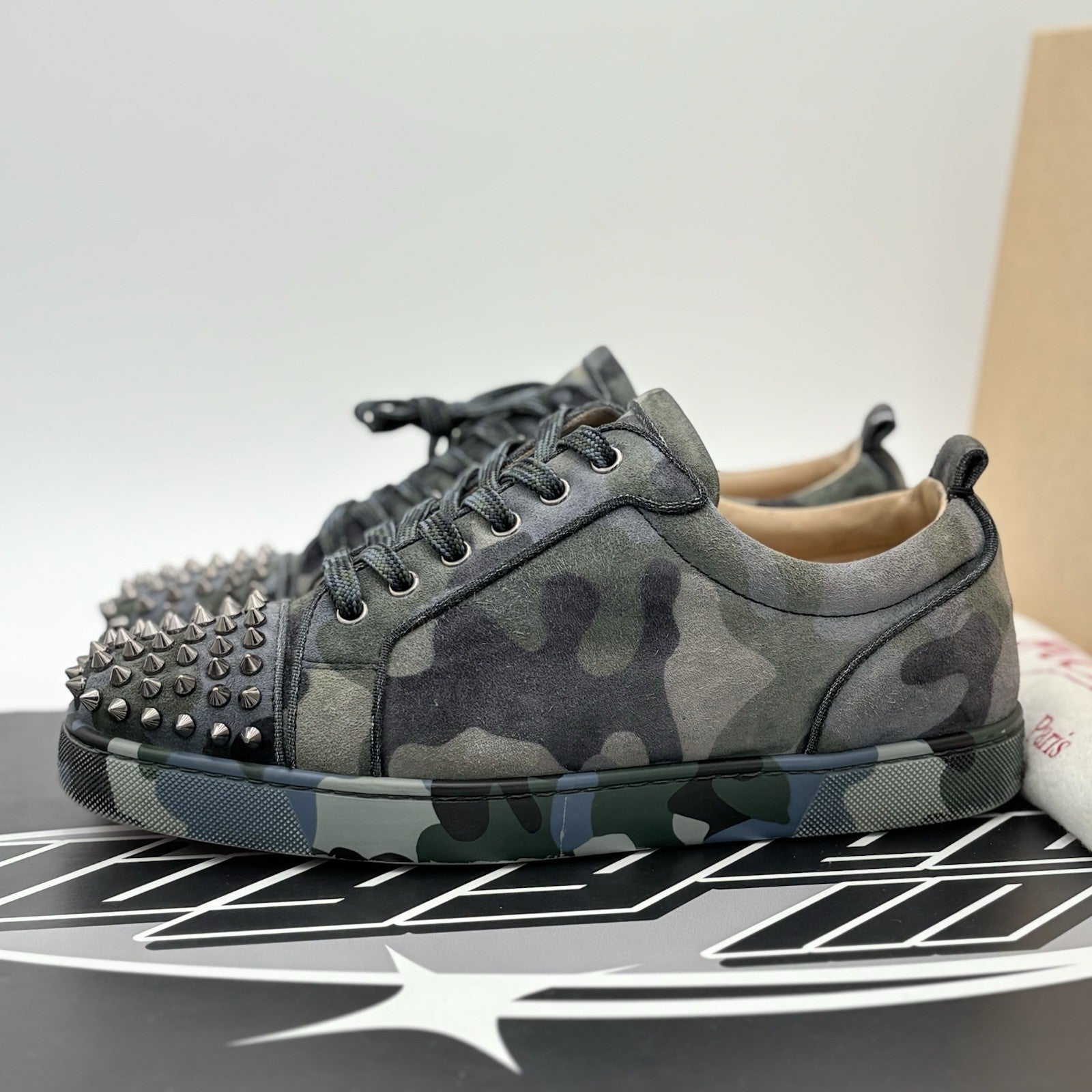 Size 41 (8 US) Christian Louboutin Louis Junior Spikes Camouflage Print | GOOD