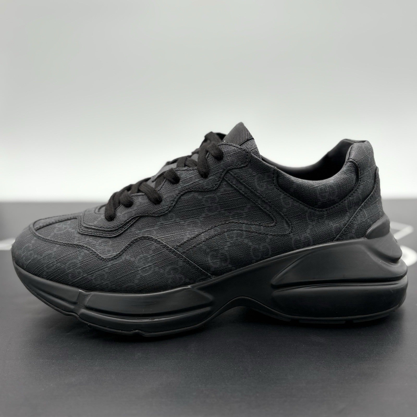 Size 8.5 G (9 US) - Gucci Rhyton ' Monogram Black ' | ONLY WORN 1-3x !