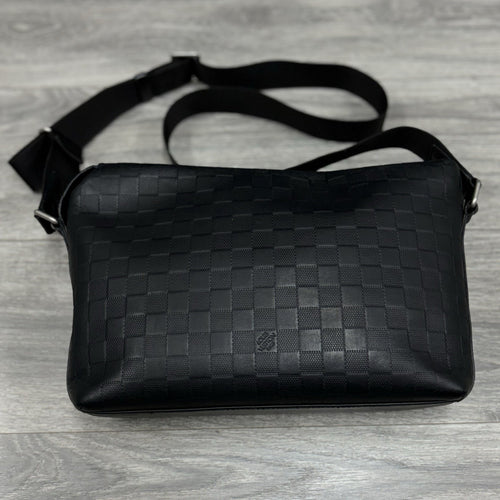 Louis Vuitton Damier Infini Discovery Messenger Bag MM Onyx ' Black ' | CLEAN!