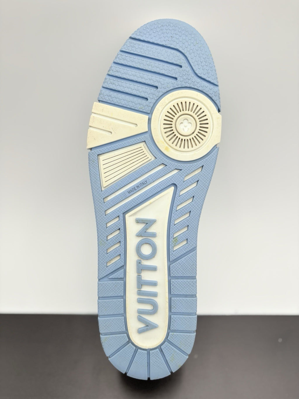 Size 9.5 LV (US 10.5-11) - Louis Vuitton Trainer ' Light Blue ' | GREAT COND!